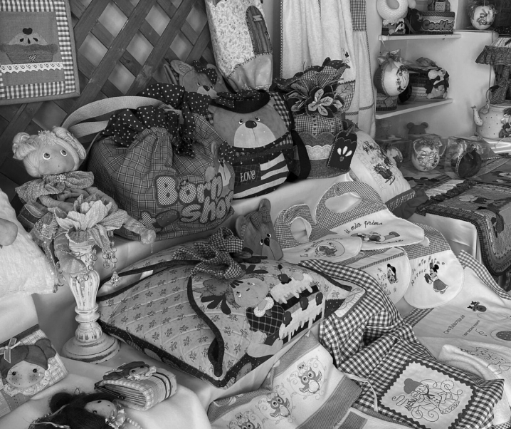 Viaggio nell’artigianato nostrano, si fa presto a dire “Mercatini di Natale”